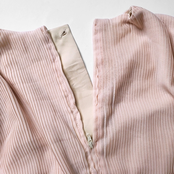 KEEPSAKE THE LABEL Revolve Pink Pleated Surplice Cropped Blouse - Picture 7 of 10